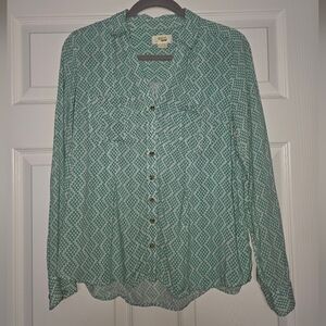 Moving Sale! { Maeve By Anthropologie Green & White Pattern Button Down Size 4